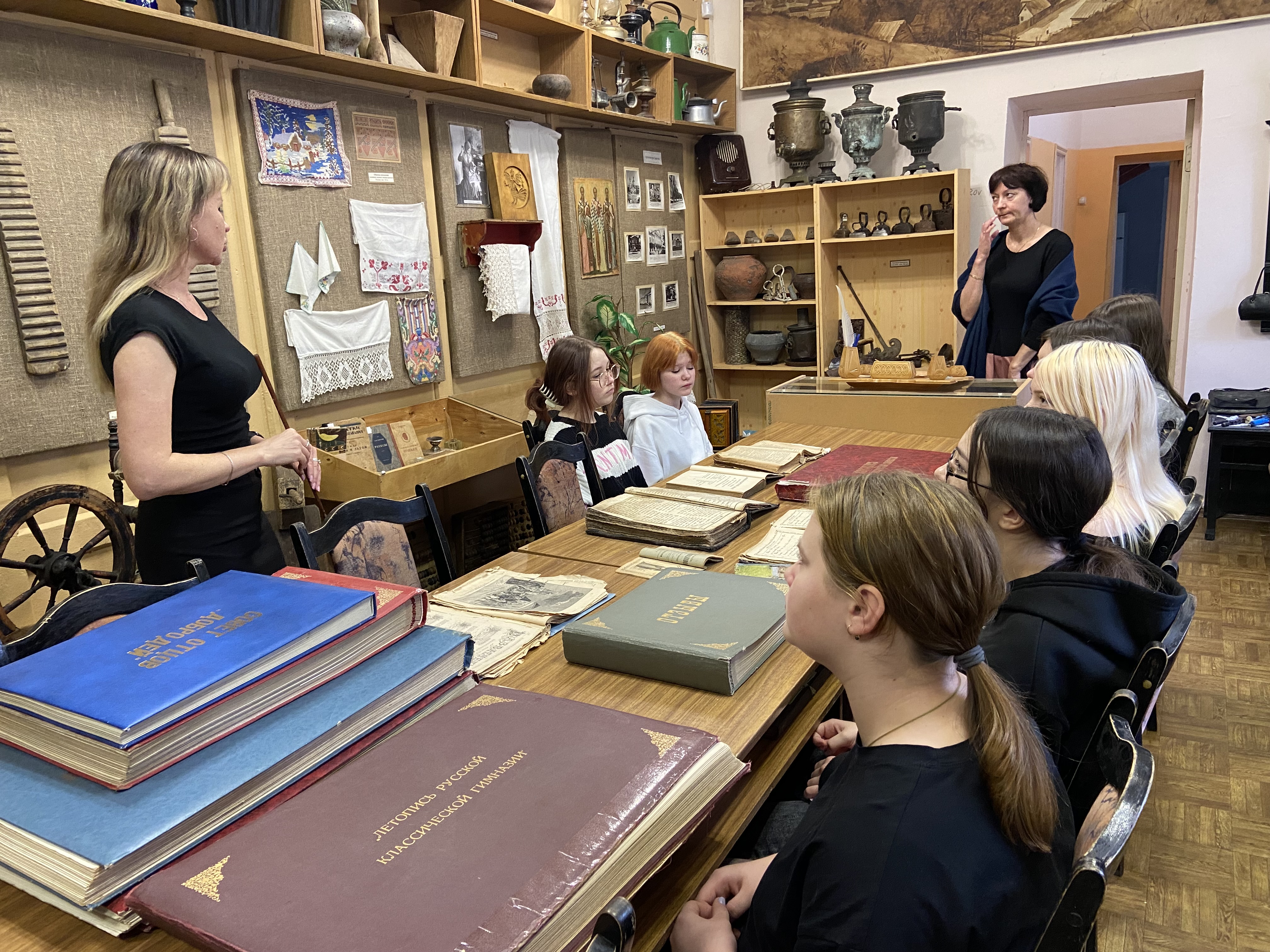 Экскурсия в школьный музей.