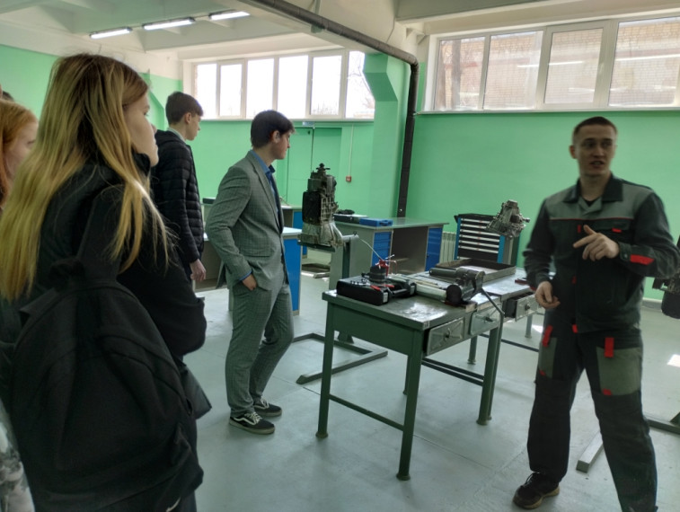 Гимназисты посетили День открытых дверей  в ГАПОУ СО «Саратовский техникум отраслевых технологий».