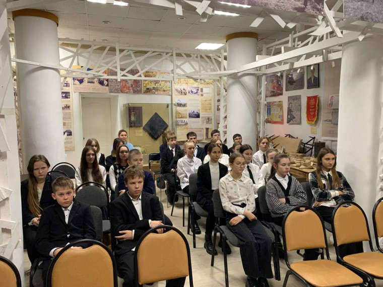 7-е классы гимназии посетили лекцию в Краеведческом музее.