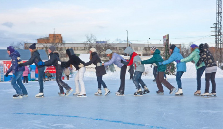 Ученики гимназии приняли участие в соревнованиях по конькам &quot;Лёд надежды нашей&quot;.